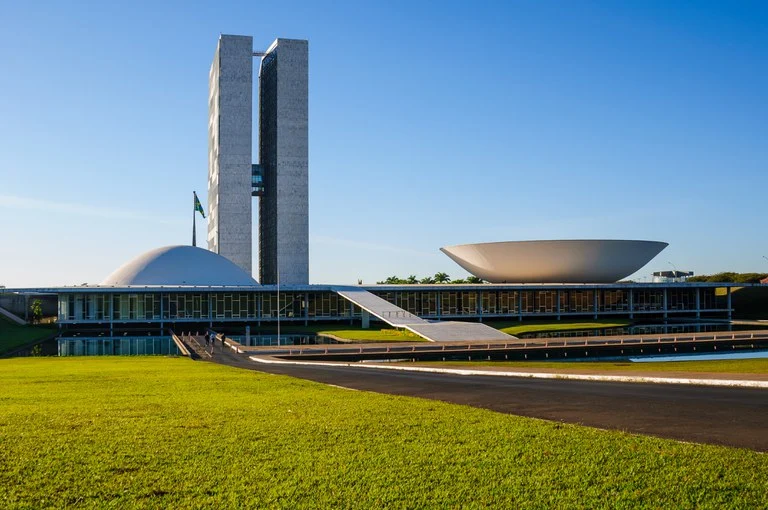 CCJ retoma nesta terça debate sobre redução da maioridade penal