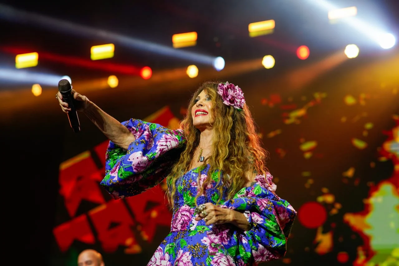 Elba Ramalho se apresenta nesta terça em Campina Grande