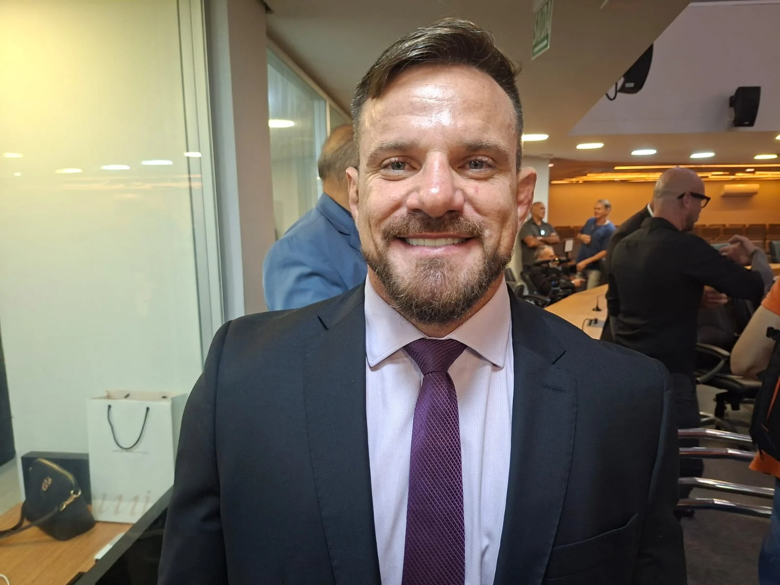 Tarcísio condiciona candidatura a pleitos para a Segurança e aguarda reunião com Aguinaldo