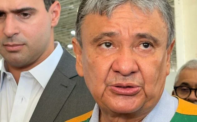 Ministro de Lula sinaliza palanque amplo para o Senado na Paraíba