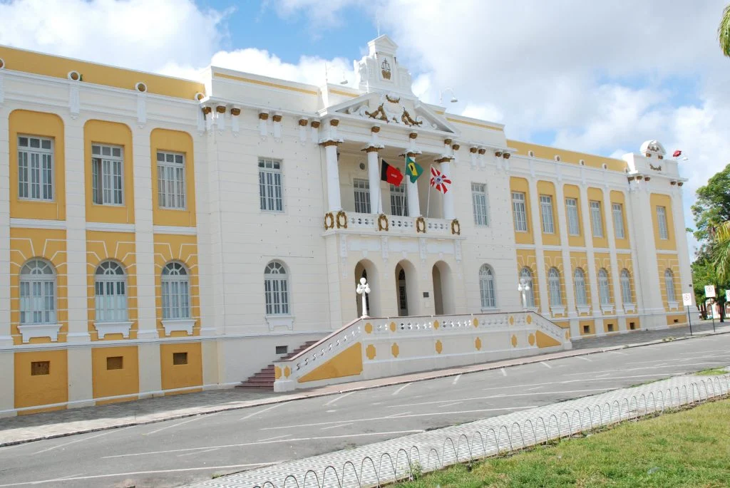 Justiça obriga escola de JP a combater bullying em 30 dias