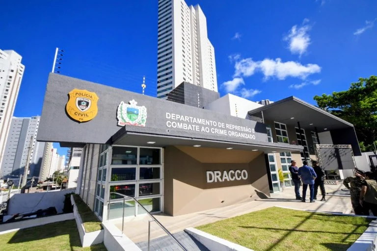 A imagem atual não possui texto alternativo. O nome do arquivo é: sede-da-dracco