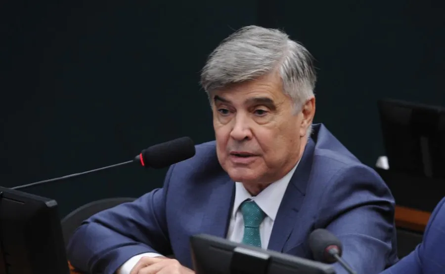 Wellington Roberto se diz surpreso com saída de Ivonete, mas nega crise
