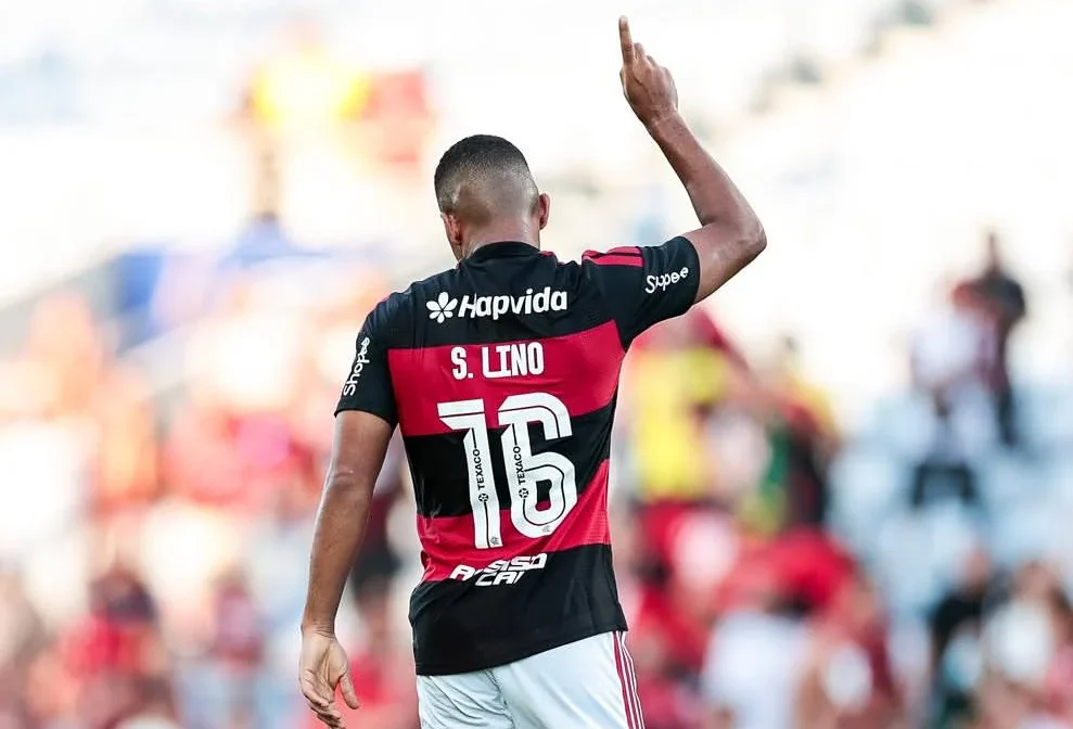 Com transmissão da Band e TV Arapuan, Flamengo entra em campo nesta quarta