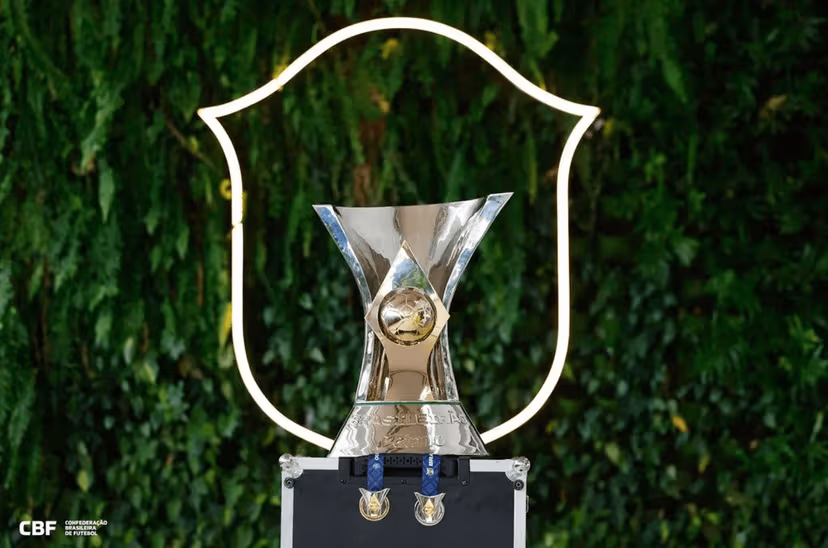 Brasileirão conclui primeiro turno com disputa aberta pelo título