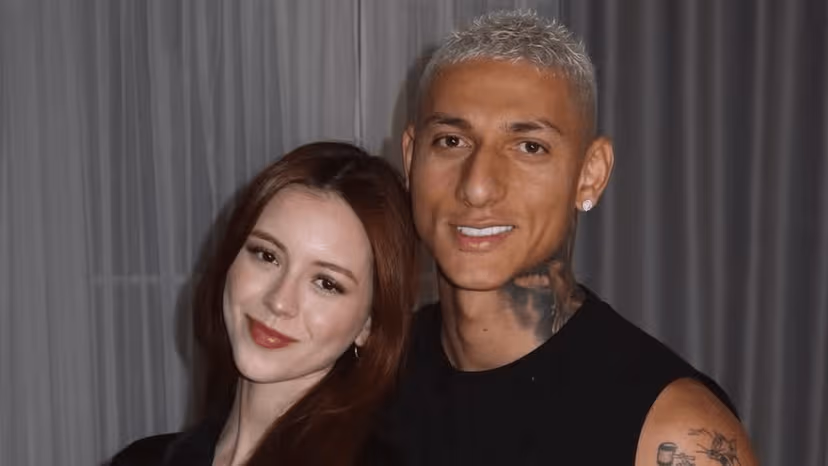 Esposa de Richarlison denuncia ataques racistas de argentinos