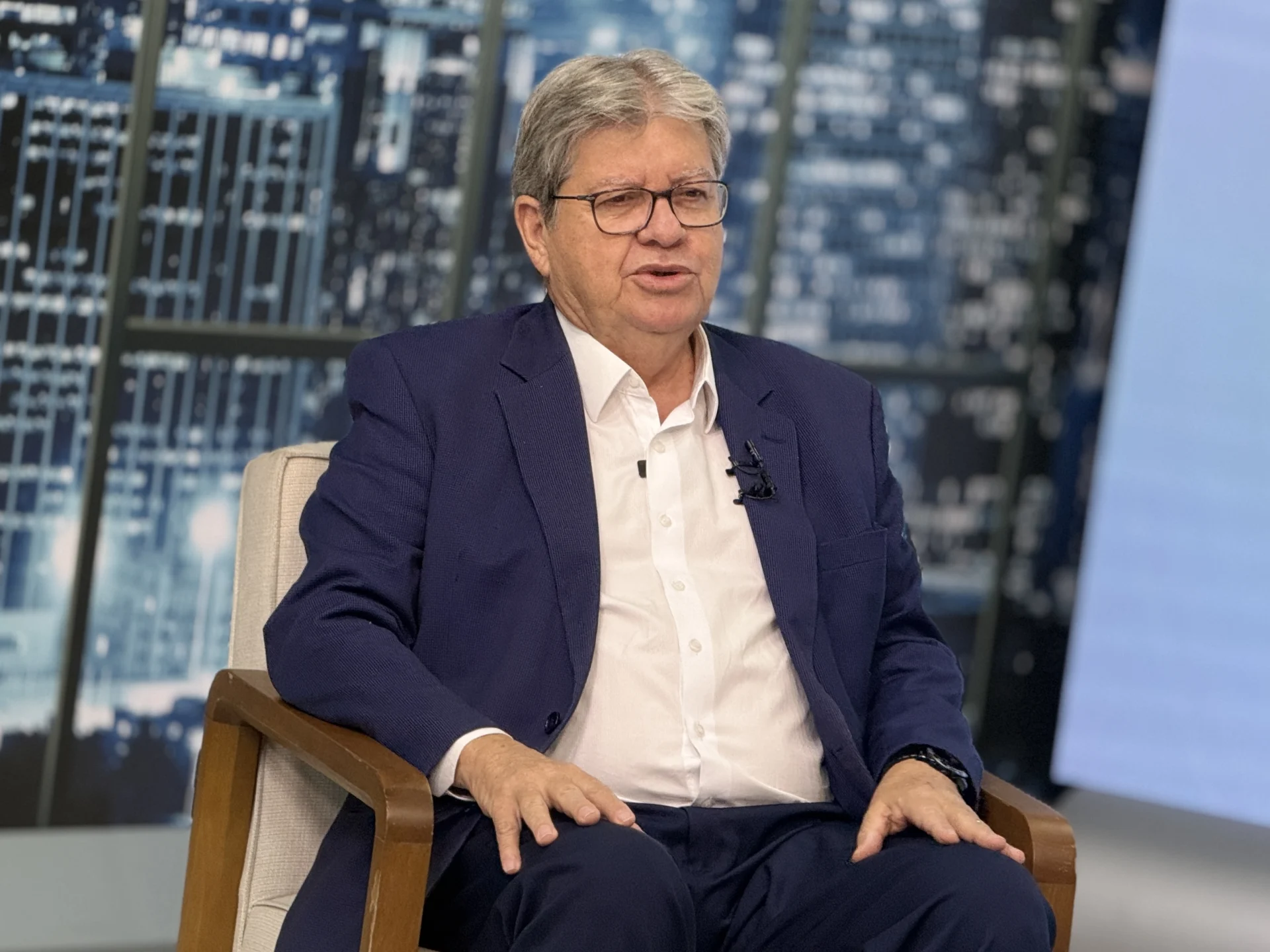 João diz aguardar decisão de Leo Bezerra sobre apoio ao Senado