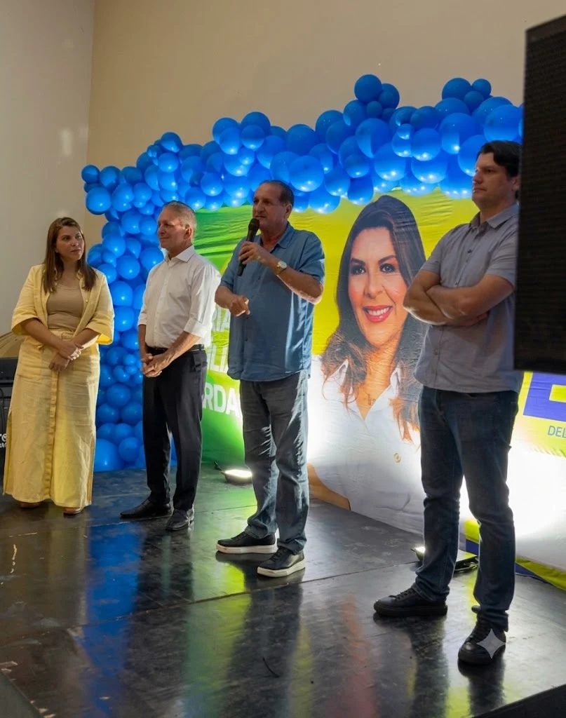 Ato político reúne lideranças em apoio à pré-candidatura de Eliza Virgínia