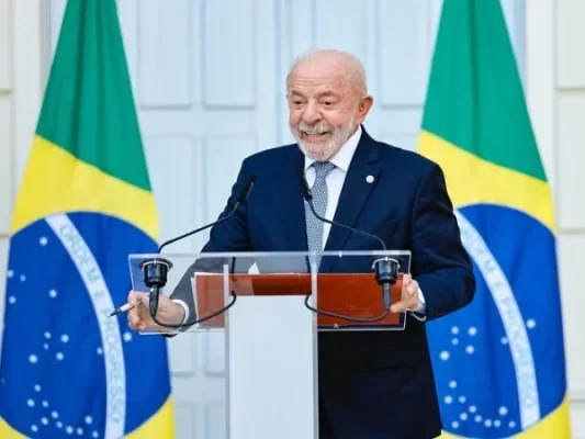 Em convenção, PDT oficializa apoio a Lula nas eleições
