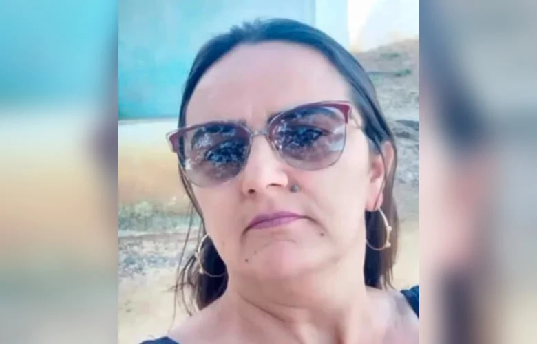 A imagem atual não possui texto alternativo. O nome do arquivo é: mulher-atacada-por-vaca