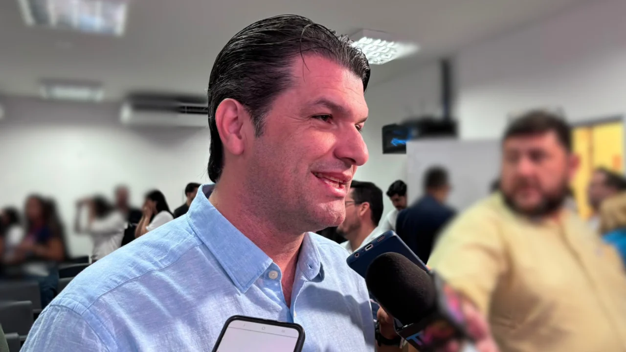 Leo anuncia decisão sobre o Senado até segunda-feira: “Colegiada”