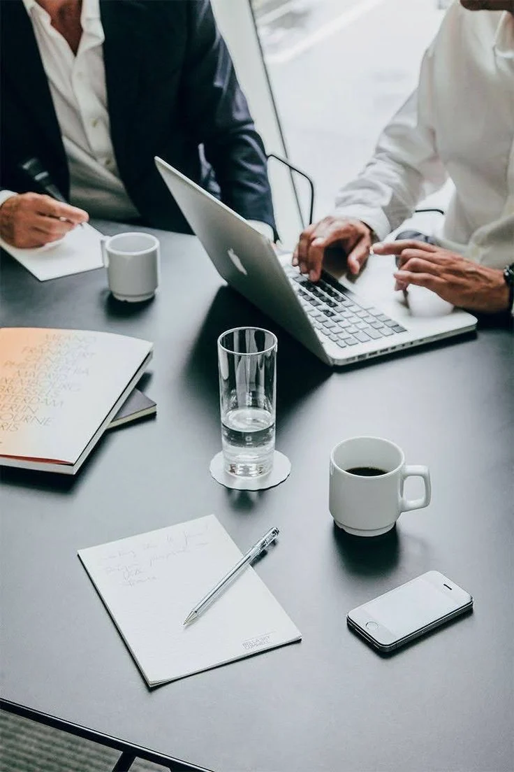 Empresas com 100 ou mais empregados devem atualizar dados