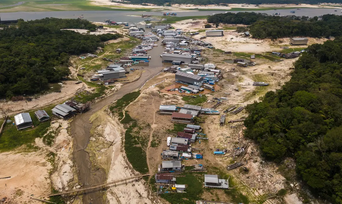 Da Amazônia à Europa, seca avança e movimenta debates