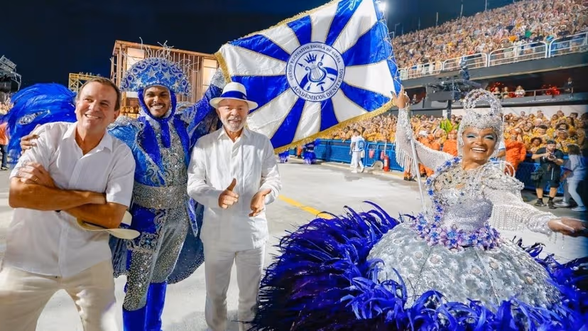 TSE admite ação que pede inelegibilidade de Lula por desfile de Carnaval