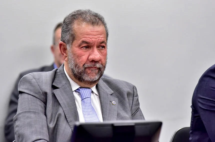 Lupi anuncia saída do PDT da base de Lucas: “Eles romperam conosco”