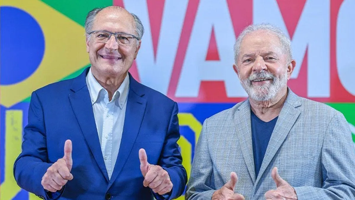 Alckmin reforça chapa com Lula e diz que dupla ‘salvou a democracia’