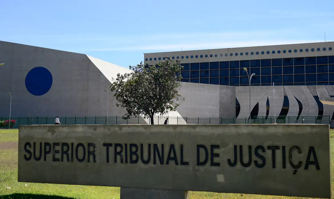 STJ aplica mantém afastamento definitivo de Marco Buzzi