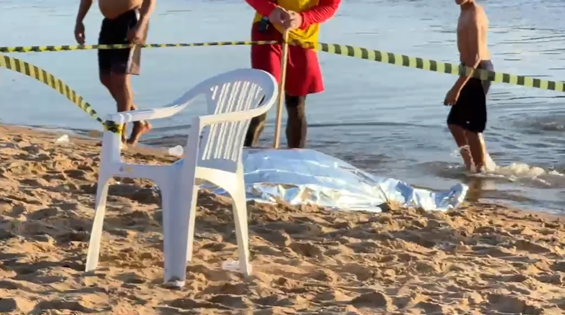 Homem morre após se afogar na praia de Barra de Gramame