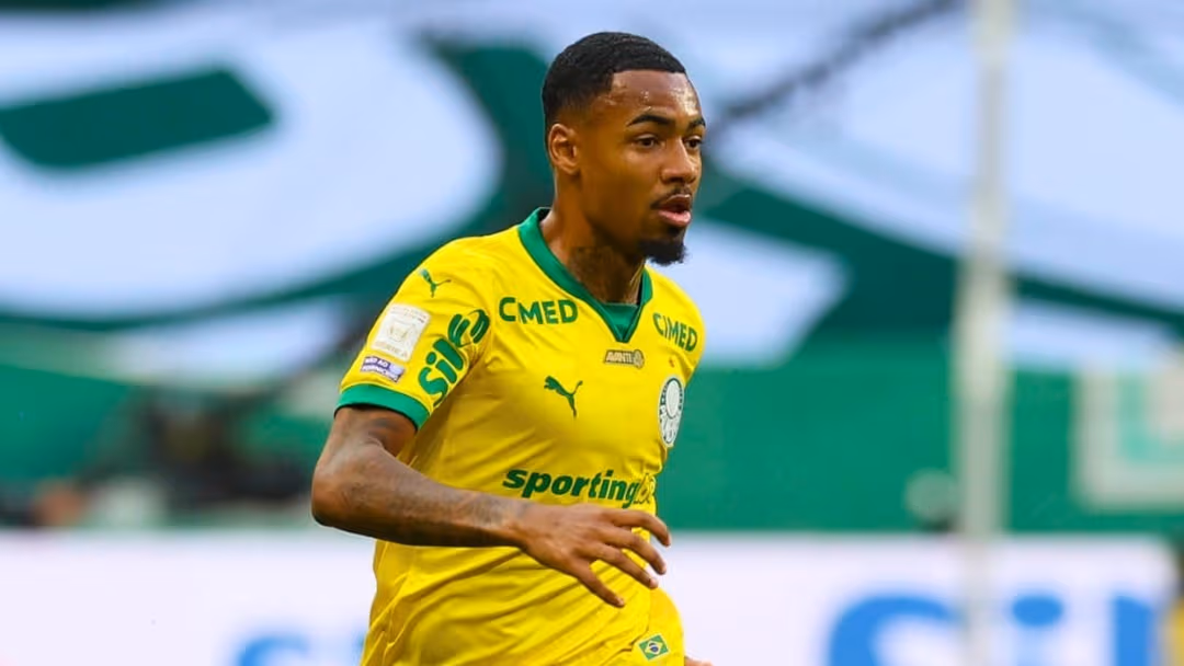 Gigante inglês tem interesse em revelação do Palmeiras