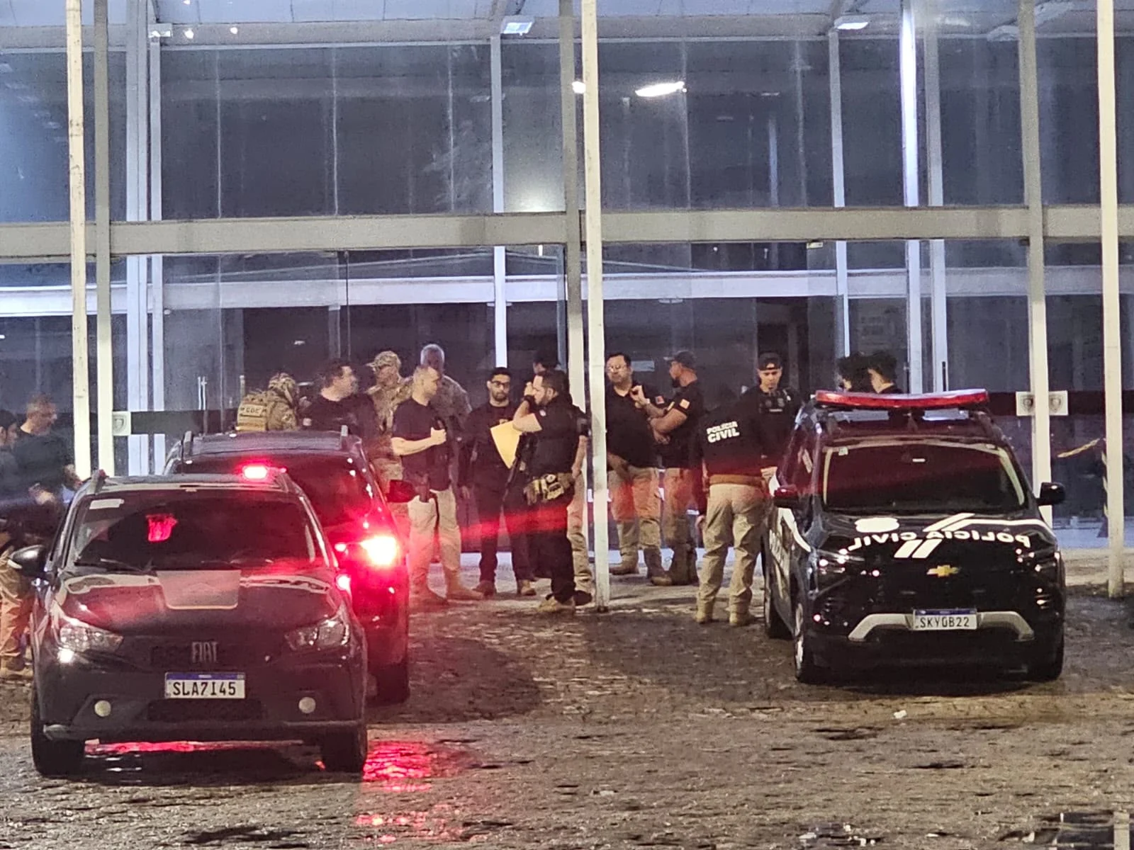 Operação prende suspeitos de tráfico, homicídios e roubos na Paraíba