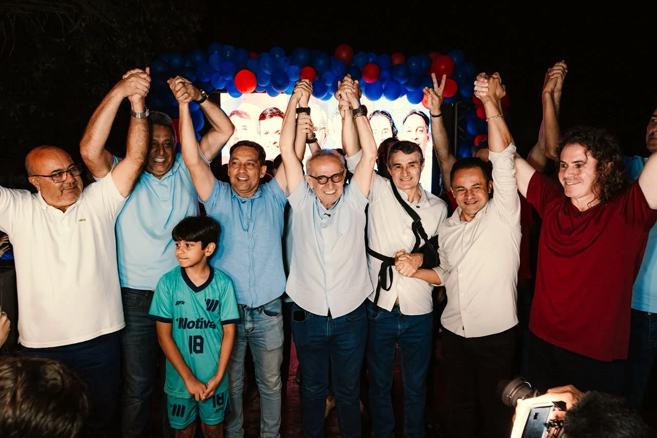 Prefeito de Massaranduba deixa Lucas Ribeiro e anuncia apoio a Cícero