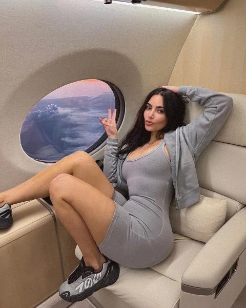 Mansão de Kim Kardashian é invadida nos EUA, diz site