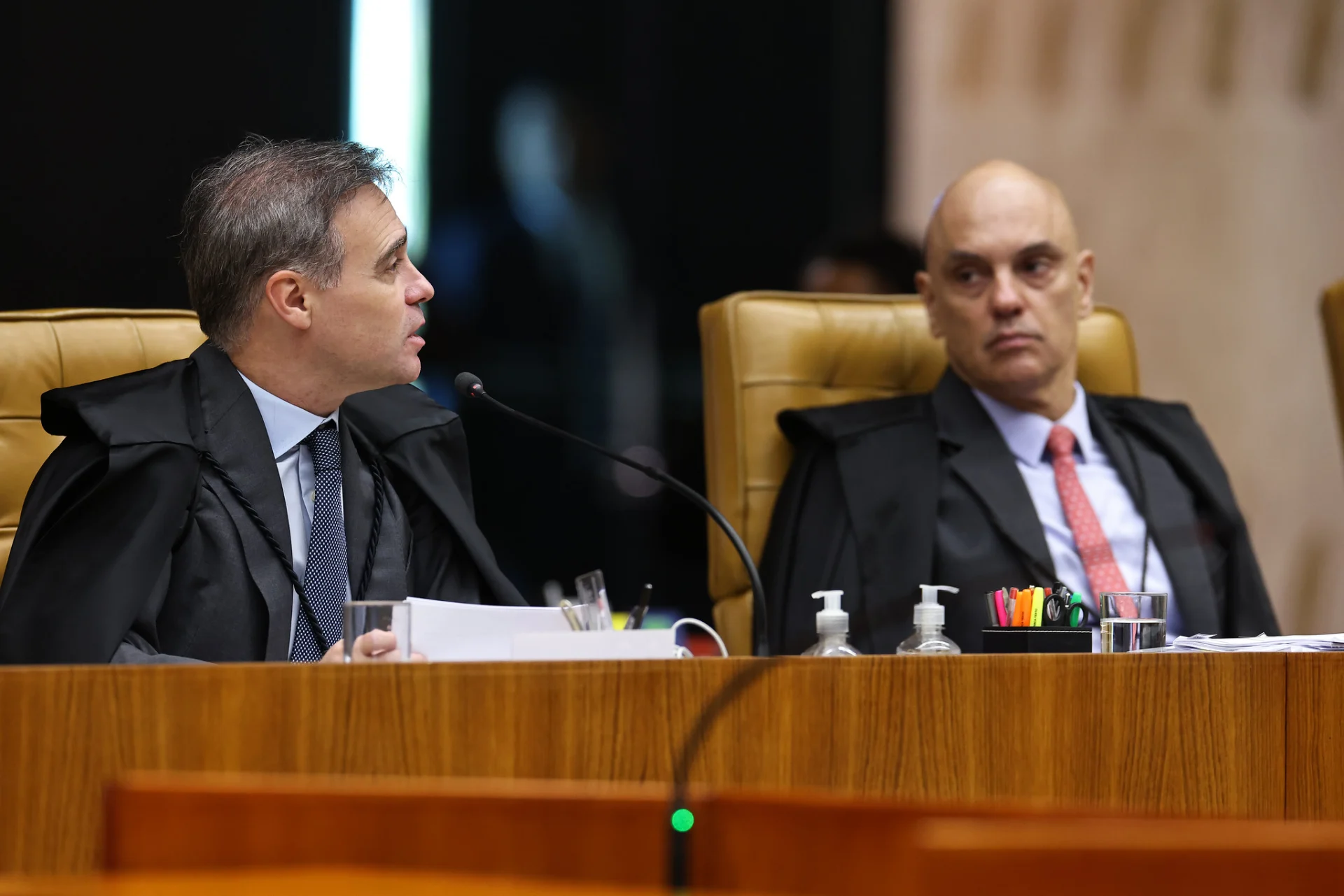 Quando julgamento de Moraes e Mendonça será retomado no STF?
