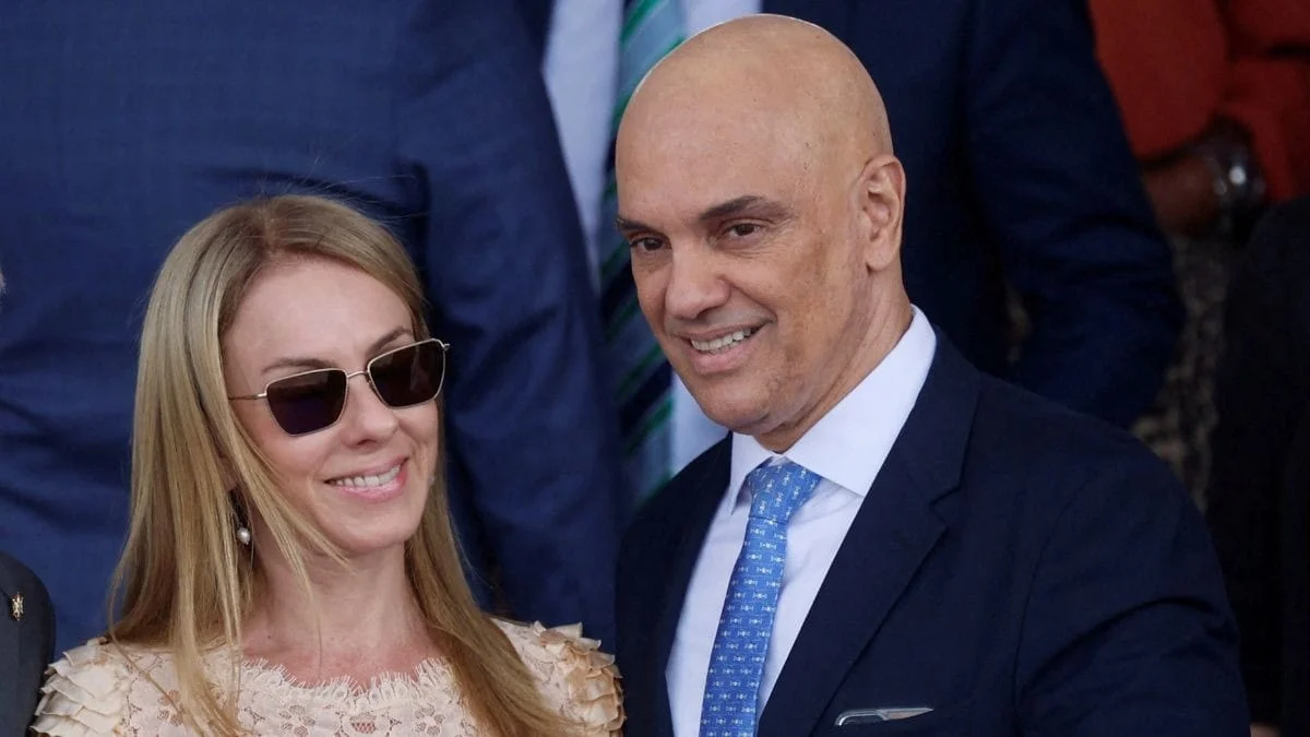 PF cita contrato de R$ 50 milhões e cartões para filhos de Moraes
