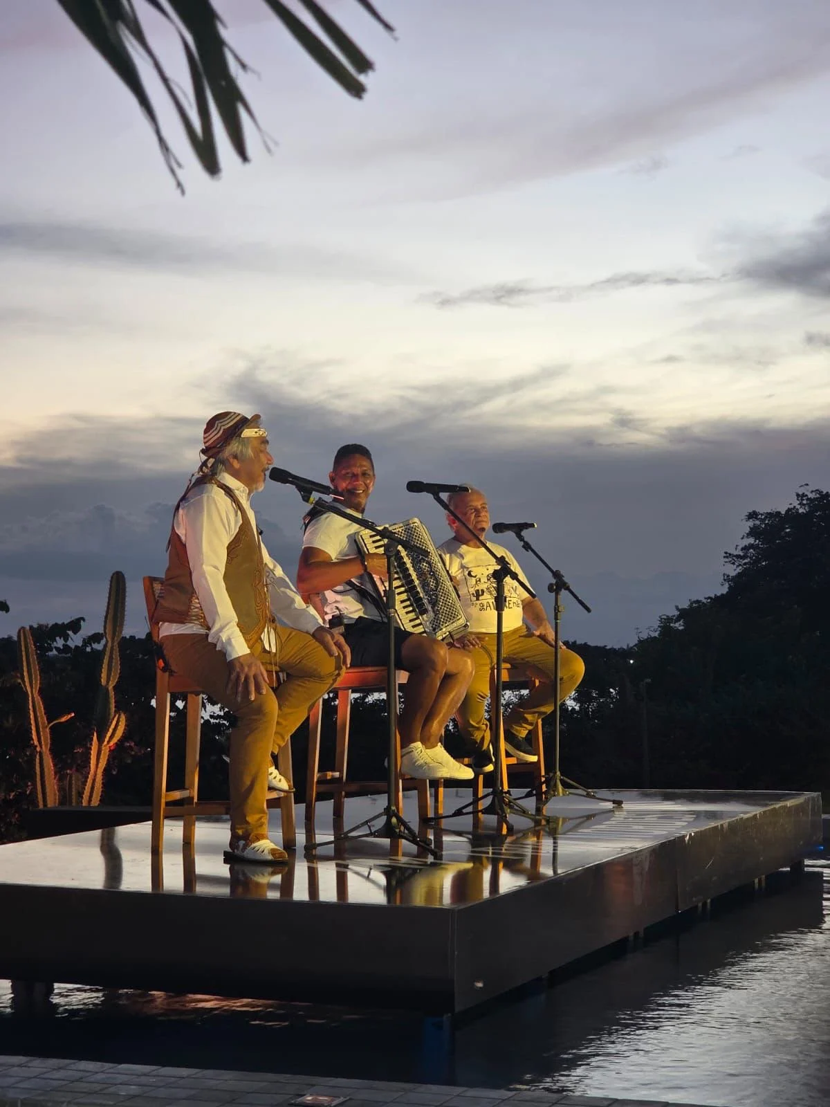 Santanna, Flávio José e Targino Gondim se apresentam em João Pessoa