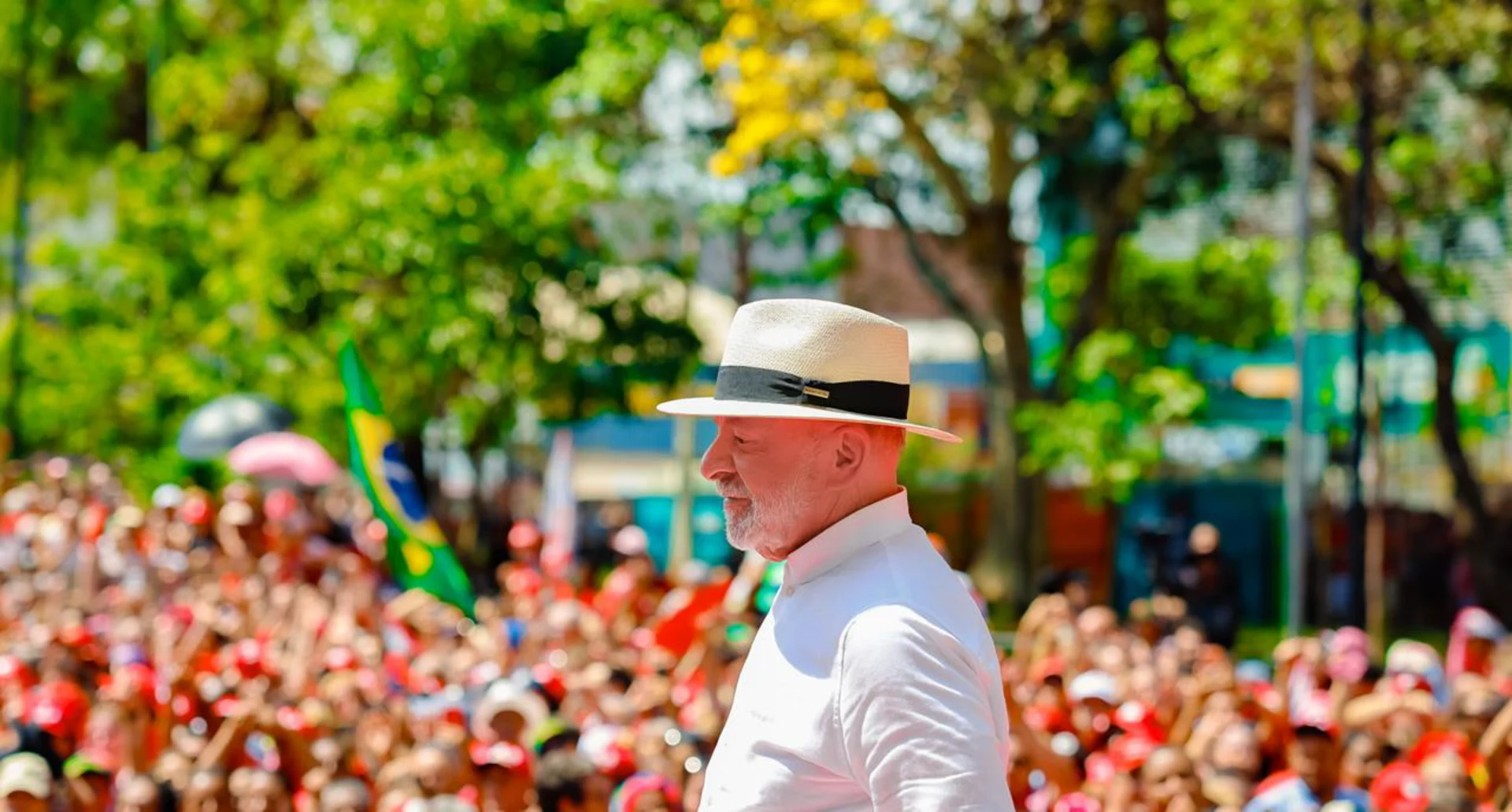 Lula diz que Trump quer ‘acabar com o Pix’ e afirma que defenderá sistema