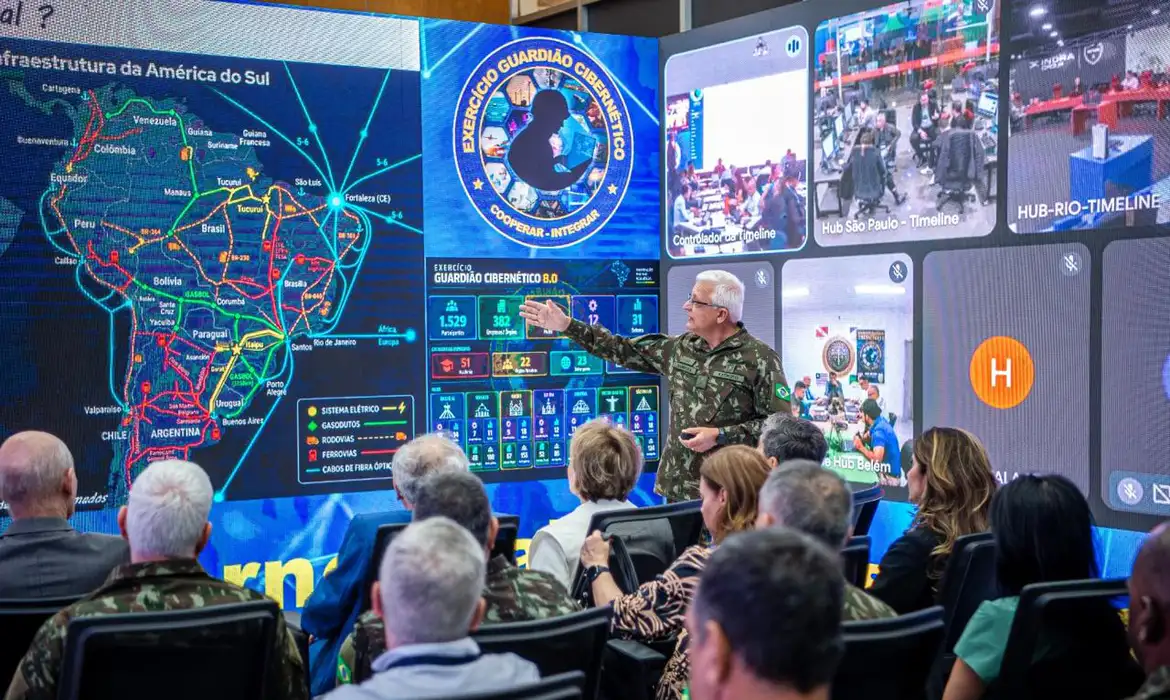 Exército realiza exercício de defesa cibernética às vésperas das eleições