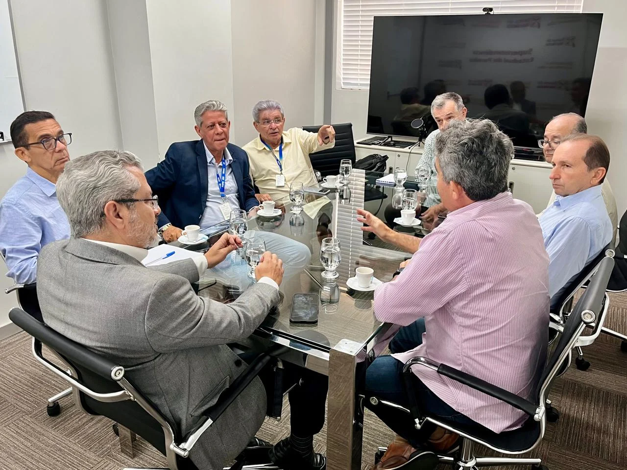 Banco do Nordeste e FIEPB discutem ações para fortalecer indústria e mineração
