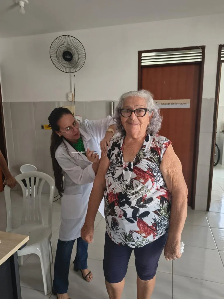 João Pessoa inicia vacinação com Pneumo 20 para idosos a partir de 85 anos