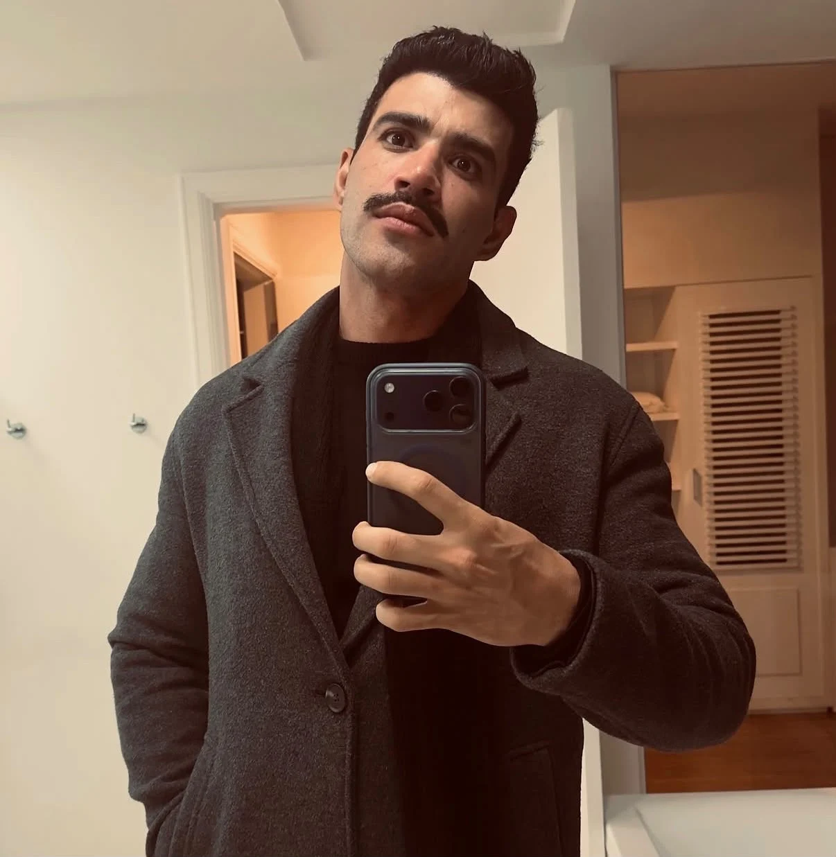 Gusttavo Lima surpreende com novo visual