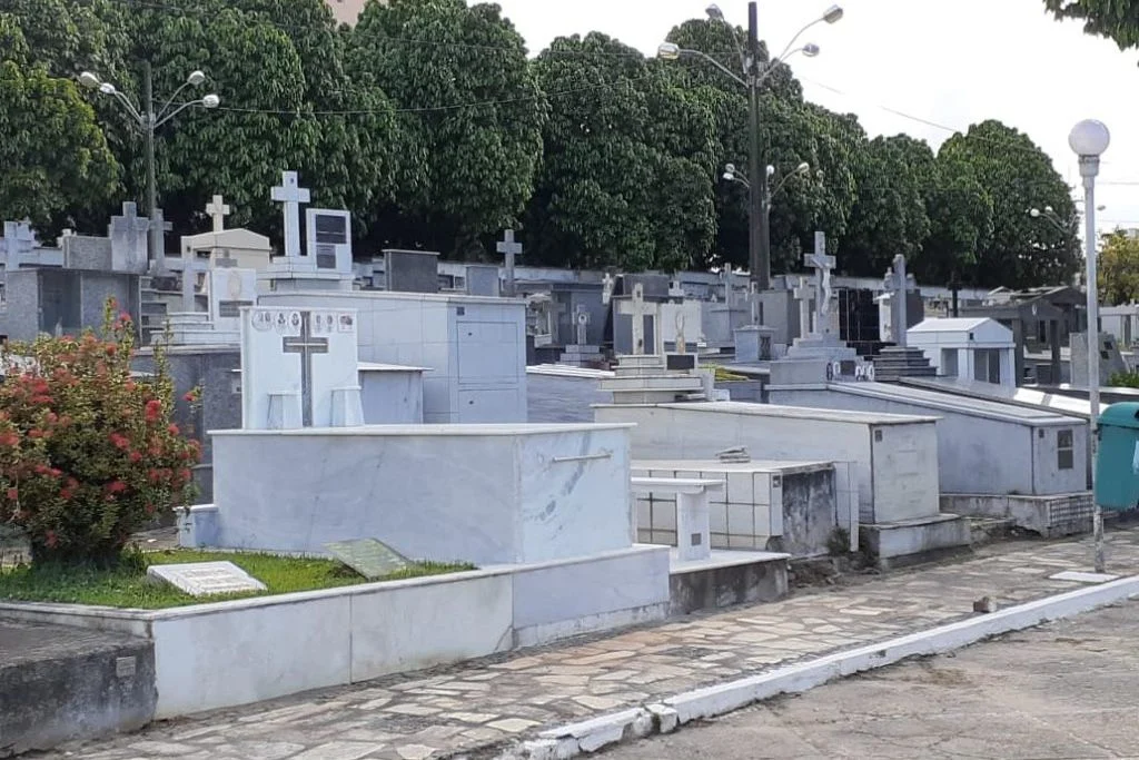 João Pessoa convoca atualização cadastral de túmulos e mausoléus