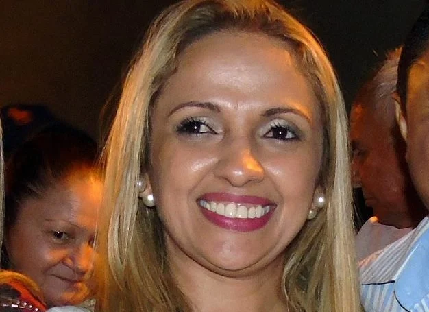 Ex-prefeita de Joca Claudino é presa após decisão da Justiça