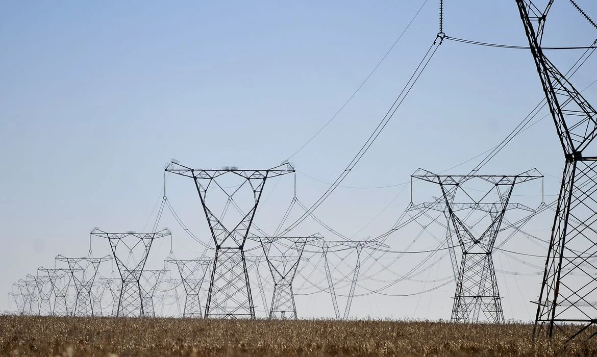 Distribuidoras se preparam para garantir energia no dia da eleição