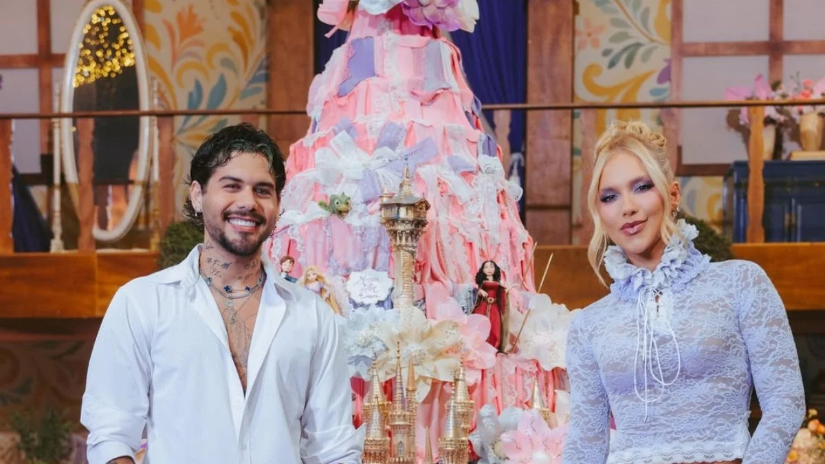 Intérprete de Elsa em festa de Maria Flor nega ‘clima’ entre Virginia e Zé Felipe